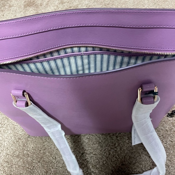 DOONEY & BOURKE SAFFIANO LARGE SHOPPER. LIGHT MAUVE. BRAND NEW. - Picture 5 of 8